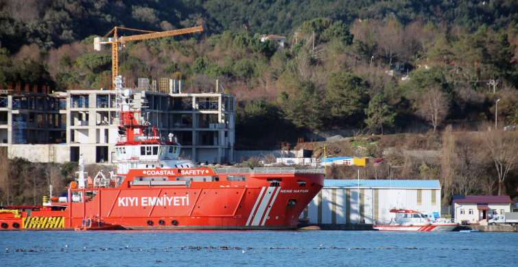 Fırtınada batan gemiden 48 gündür haber alınamıyor! 7 personel kayıp