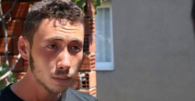 Foça'daki Tekne Kazasından Kurtulan Genç, Yaşadıkları Anlattı