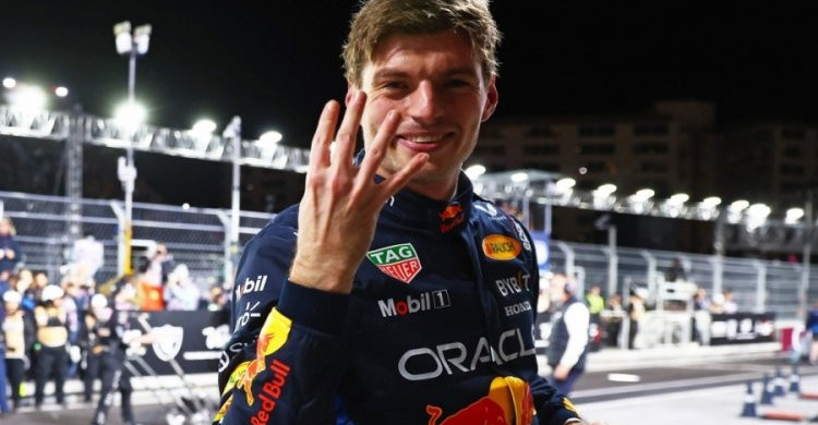 Formula 1'de şampiyon Verstappen!