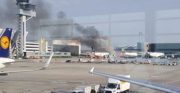 Frankfurt Havalimanı'nda Yangın!