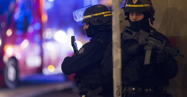 Fransa ve İspanya'yı Güvenlik Korkusu Sardı