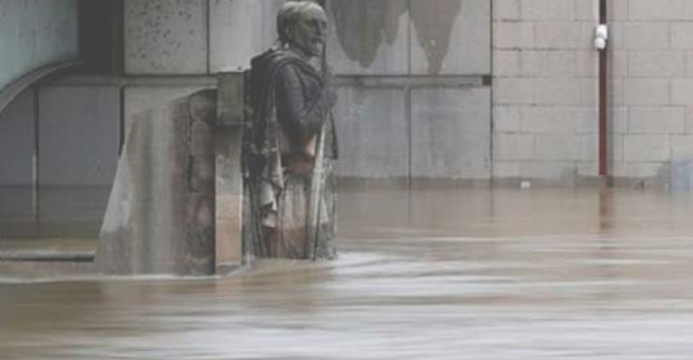 Fransa’nın Güneyinde  Sel Felaketi