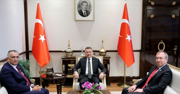 Fuat Oktay, KKTC Milli Eğitim Bakanı Nazım Çavuşoğlu'nu Kabul Etti