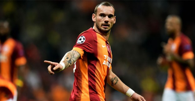 Futbolu Bırakan Sneijder'den Transfer Açıklaması!