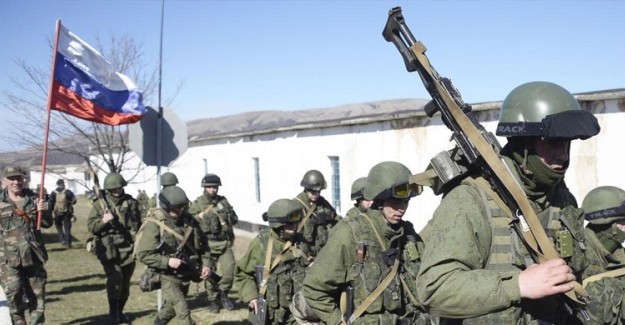 Füzeyle Vurulan Curin Üssünde 17 Rus Askeri Öldü