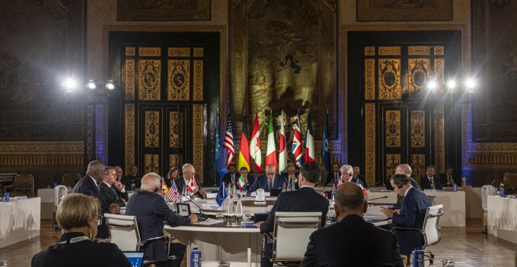 G7 Savunma Bakanları Napoli'de Toplandı