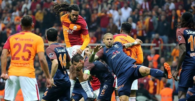 Galatasaray Başakşehir Maçının Devre Arasında Ortalık Karıştı!
