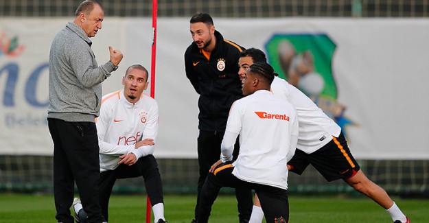 Galatasaray İlk 11'de Değişikliğe Gidiyor 