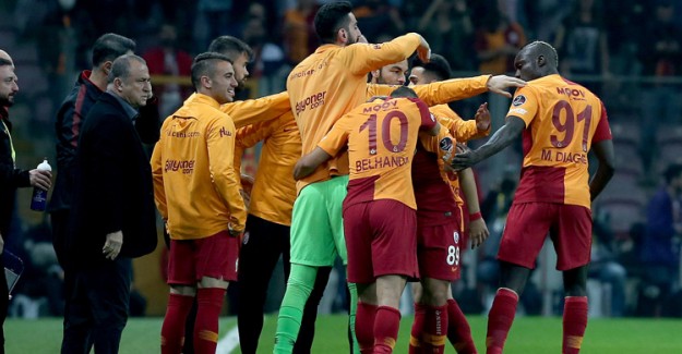 Galatasaray'da Bazı Oyunculara Kulüp Aranıyor!
