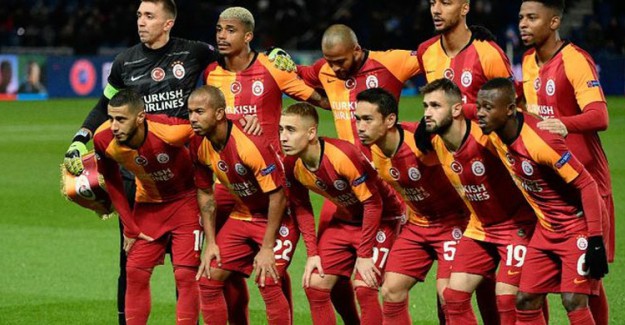 Galatasaray'da Bir Ayrılık Daha