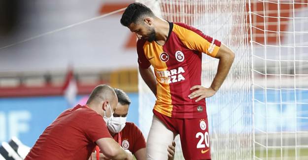 Galatasaray'da Emre Akbaba Şoku!