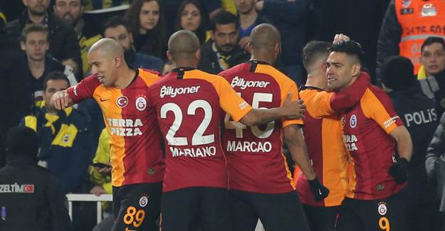 Galatasaray’da Yıldız Oyuncu Takımdan Ayrıldı!