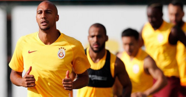 Galatasaray'ın Yeni Transferi Nzonzi, İlk Antrenmanına Çıktı 