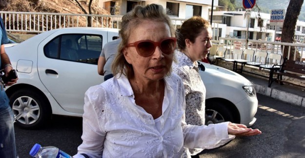 Gazeteci Nazlı Ilıcak'a Müebbet Hapis Cezası İstendi