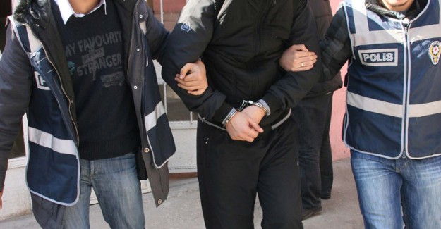 Gaziantep'te Kaçak İçki Ve Sigara Operasyonu! 1 Gözaltı