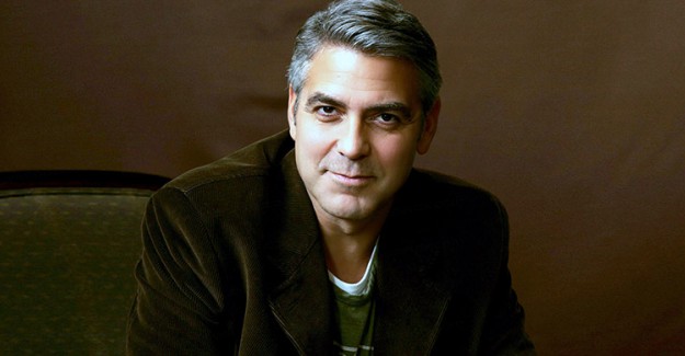 George Clooney Motosiklet Kazası Geçirdi