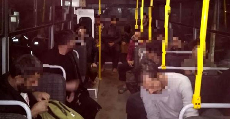 Geri Dönüşüm Atölyesinde 12 Düzensiz Göçmen Yakalandı