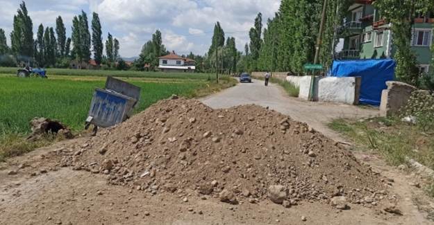 Giriş Çıkışı Yasaklanan Köyde Trafik Kazası: 1 Ölü