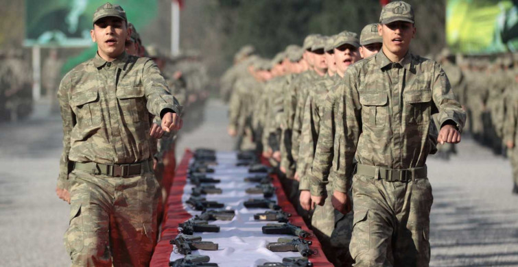 Gönüllü askerlik nedir, kimler başvurabilir? Gönüllü askerlik başvuru şartları