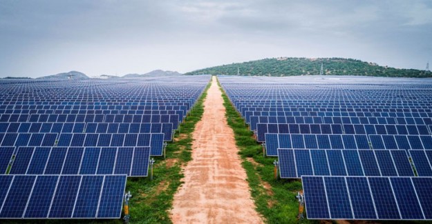 Güneş Enerjisine 10 Bin Lira Yatırımla 30 Sene Ücretsiz Elektrik Kullanılabilecek