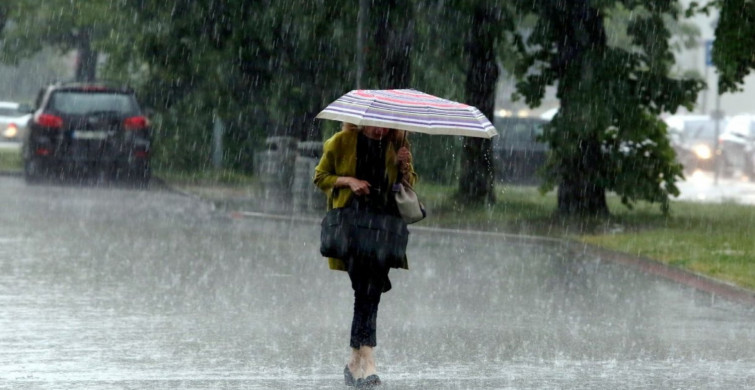 Güneşli hava bir anda sağanağa dönecek: Meteoroloji il il açıkladı