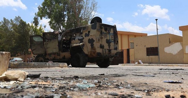 Hafter Güçleri Hastaneye Saldırdı: 3 Ölü