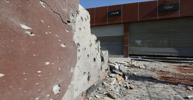 Hafter, Trablus'ta Bir Mahalleyi Vurdu