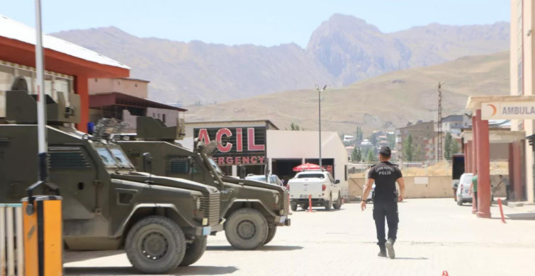 Hakkari'de korku dolu anlar! Silahlı kavgada 4 kişi yaşamını yitirdi!