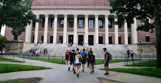 Harvard ve MIT Üniversiteleri Vizelerini İptal Eden ABD'ye Dava Açıyor