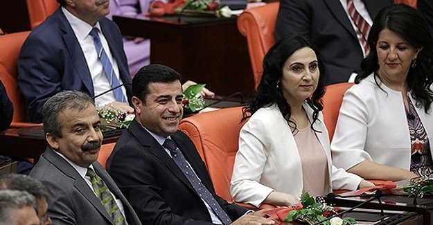 HDP'den İkiyüzlü Tavır; Bakın Bu Kez Ne Yaptılar?