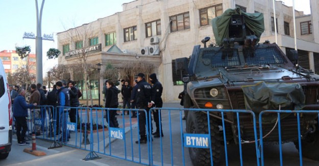 HDP'li 5 Belediye Başkanı Gözaltına Alındı