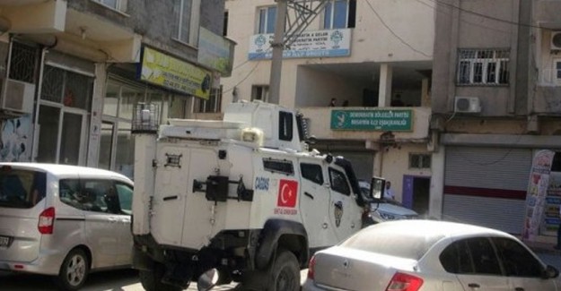 HDP'nin Nusaybin İlçe Binasında Kaçak Elektrik Kullanıldığı Ortaya Çıktı