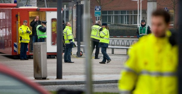 Hollanda'da Flaş Olay! İçinde Bomba Bulunan Mektup Gönderildi