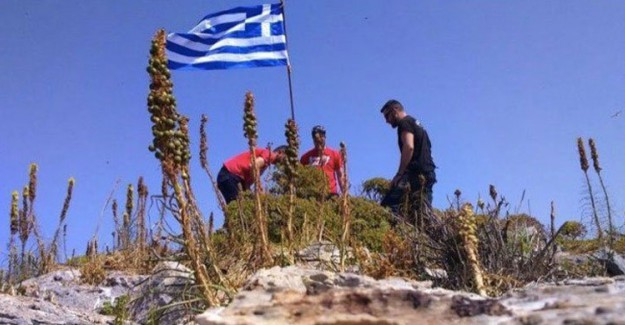 Hükümet Sözcüsü Bekir Bozdağ, Yunanistan'ı Uyardı