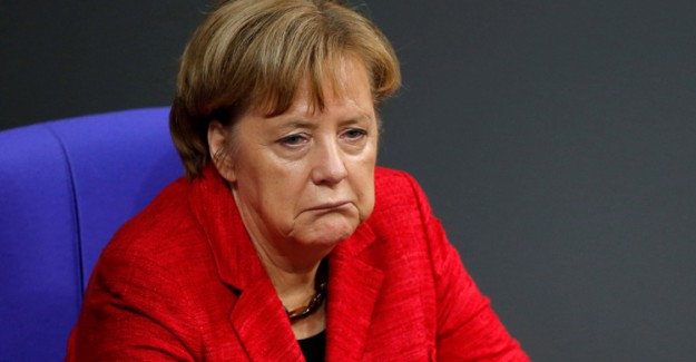 Hükümeti Zor Kuran Alman Şansölyesinden İtiraf Gibi Açıklama