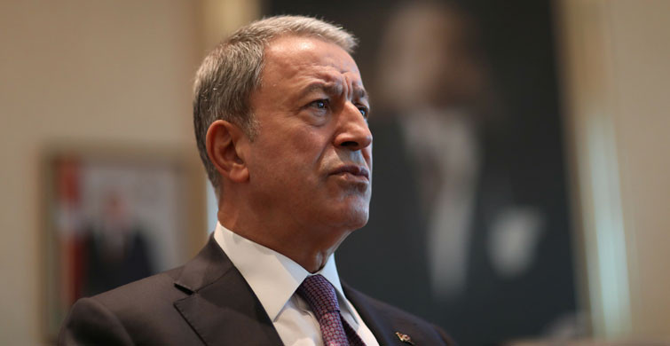 Hulusi Akar, İngiltere Savunma Bakanı ile Görüştü