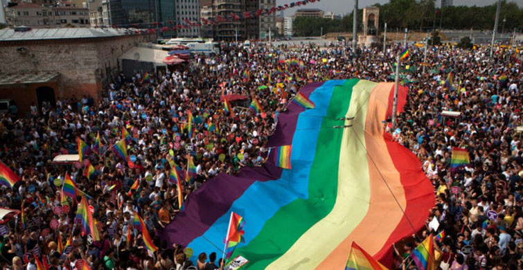 İBB Personeline 'Zorunlu' LGBT Eğitimi Verecek!