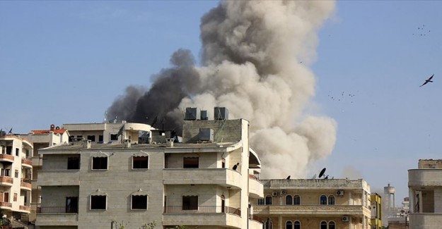 İdlib'de Doğum Hastanesi Bombalandı