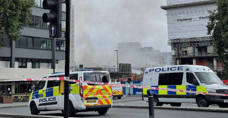 İngiltere kabusu yaşıyor! Londra Köprüsü metro istasyonunun yakınında yangın çıktı!