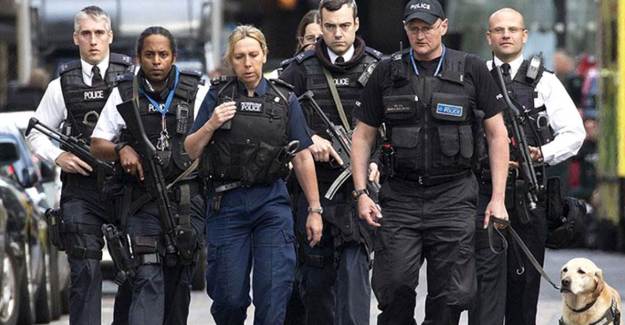 İngiltere'de Gizli Polislere İlişki Talimatı