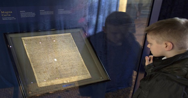 İngiltere'de Magna Carta Alarmı 