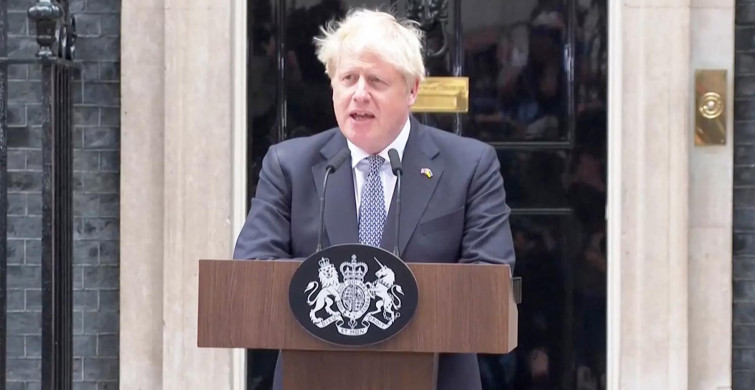 İngiltere’de siyasi kriz: Başbakan Boris Johnson’dan istifa sonrası ilk açıklama geldi!