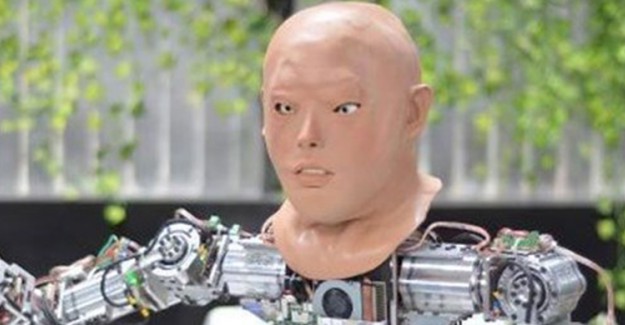 İnsansı Robota Yeni Yüz, Mimik ve Yürüme Kabiliyeti Artırıldı