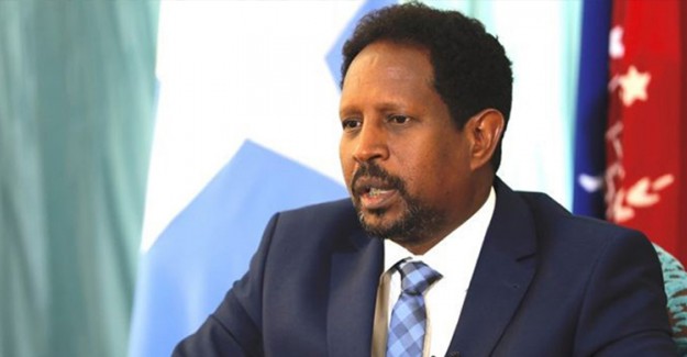 İntihar Saldırısında Yaralanan Mogadişu Belediye Başkanı Yarisow Yaşamını Yitirdi
