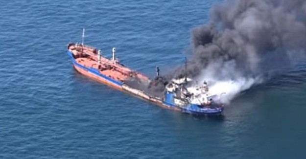 İran Gemisi Hazar Denizi'nde Kaza Yaptı