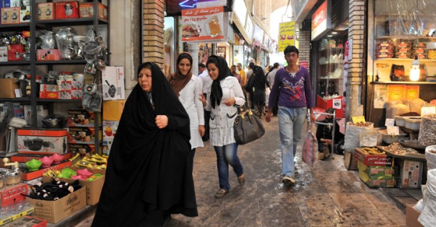 İran’da İnternetten Alışverişe Ek İndirim