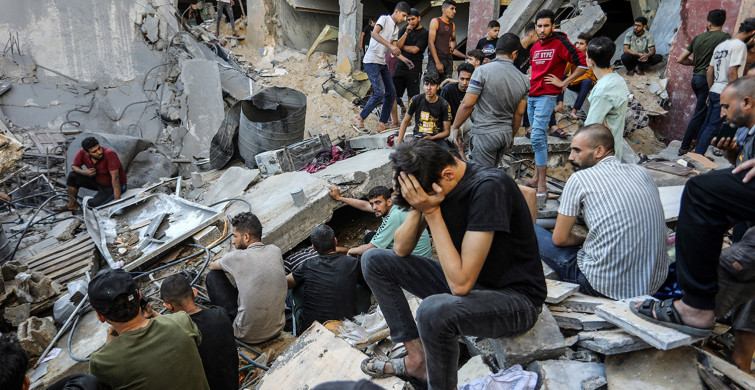 İşgalci İsrail'in kan dolu vahşeti sürüyor: Hava ve Topçu saldırılarında çok sayıda kişi yaralandı