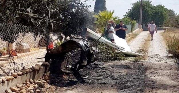 İspanya'da Küçük Bir Uçakla Helikopter Çarpışması Sonucu 5 Kişi Öldü
