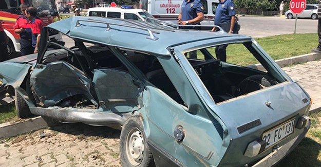 Isparta'daki Trafik Kazasında Araçlar Hurdaya Döndü: 5 Yaralı