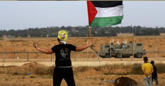 İsrail Filistinli Sivilleri Gözaltına Almaya Devam Ediyor